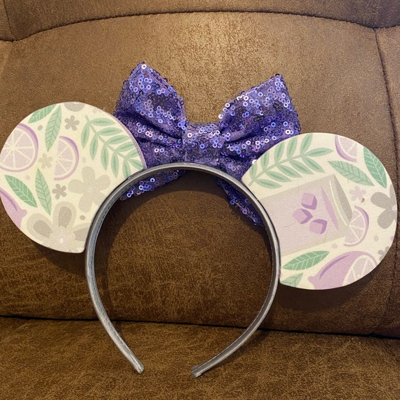 Mickey Mouse Ears Epcot Violent Lemonade Flower and Garden Festival - Picture 2 of 3